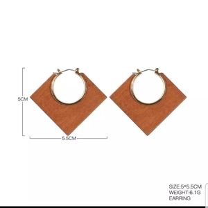 💥🍷Tan wood hoop earrings